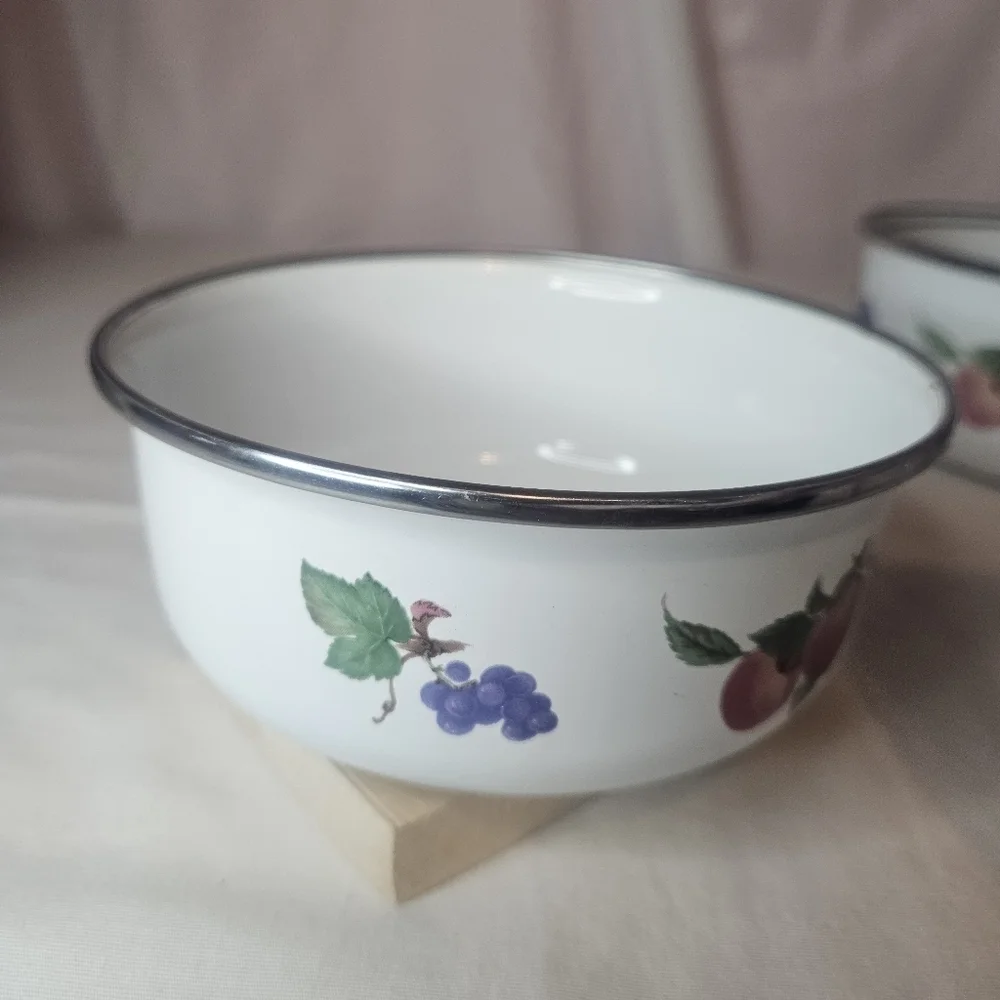 Vintage Enamel Fruit Bowls - Set Of 3 - Cherry, Raspberry, Apple, Grape, Peach